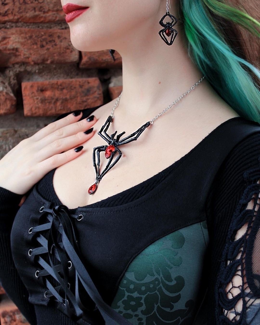 Black Widow Necklace - Goth Mall
