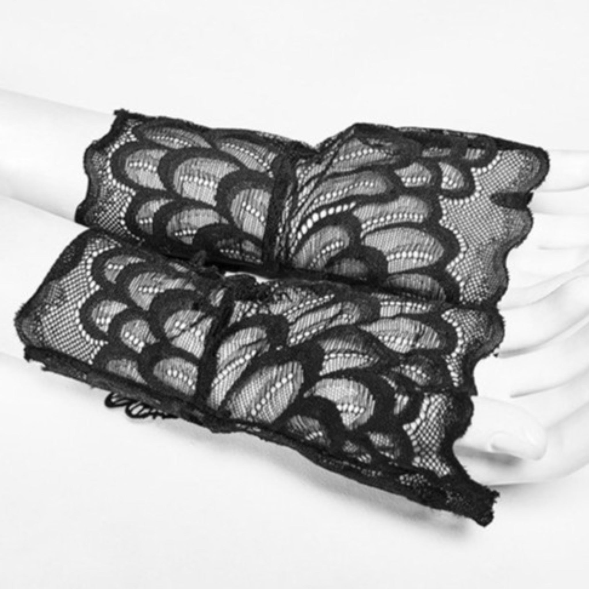 Aerial Feathers Gloves - Goth Mall